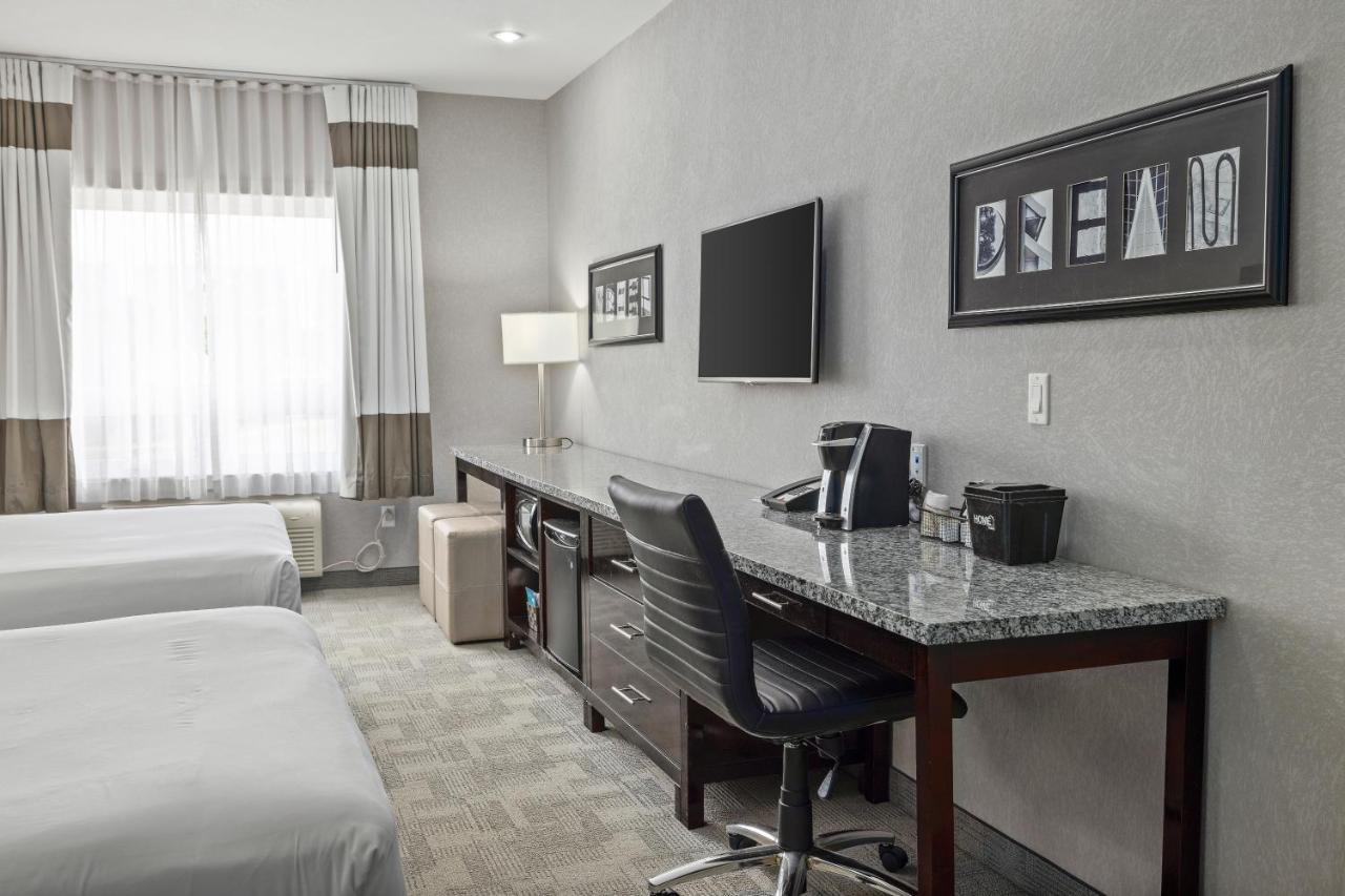 Home Inn & Suites Regina Airport Esterno foto
