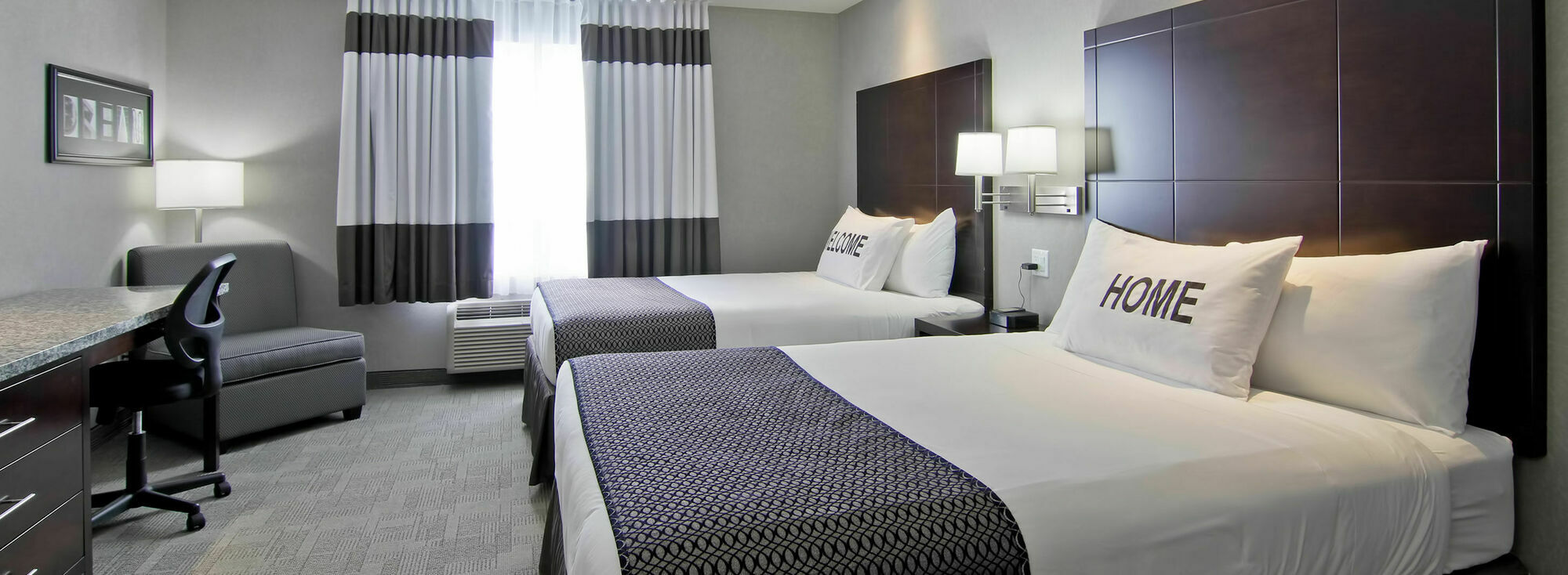 Home Inn & Suites Regina Airport Esterno foto
