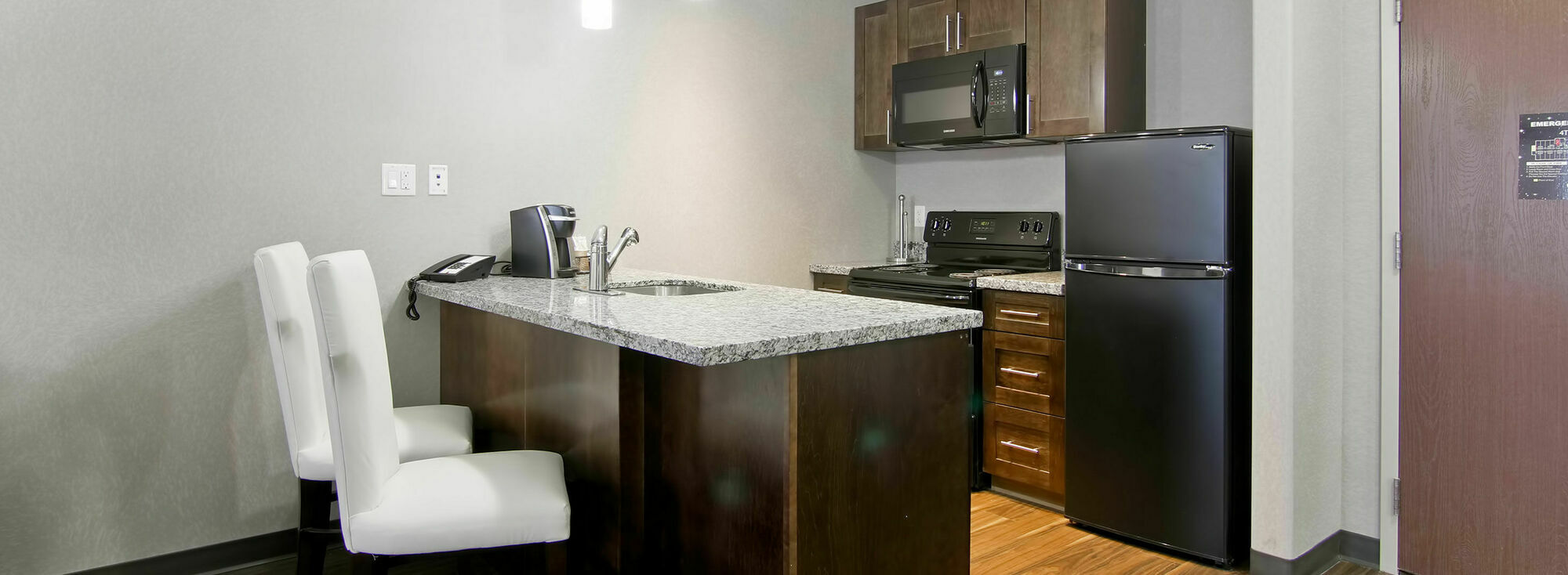 Home Inn & Suites Regina Airport Esterno foto